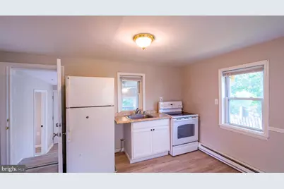 117 Walnut St, Martinsburg, WV 25401 - Photo 2