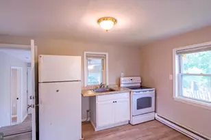 117 Walnut St, Martinsburg, WV 25401 - Photo 2