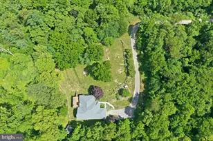 190 Outback Dr, Bunker Hill, WV 25413 - Photo 8