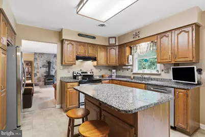 125 Trammel, Falling Waters, WV 25419 - Photo 32