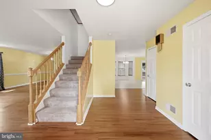 302 Ambler Ln, Falling Waters, WV 25419 - Photo 8