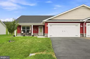 665 Dripping Spring Dr, Hedgesville, WV 25427 - Photo 1