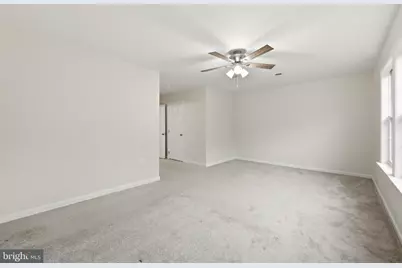 185 Scarboro Drive, Bunker Hill, WV 25413 - Photo 16