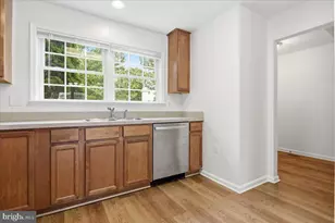32 Mabel Ln, Martinsburg, WV 25404 - Photo 8