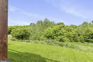 211 Ontario Dr, Falling Waters, WV 25419 - Photo 30