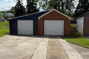 1013 Florida Ave, Martinsburg, WV 25401 - Photo 2