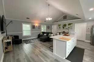 522 W King St, Martinsburg, WV 25401 - Photo 16