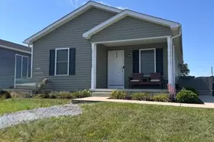 80 Hanshew Ln, Martinsburg, WV 25404 - Photo 1