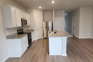 115 Cramsford St, Falling Waters, WV 25419 - Photo 6