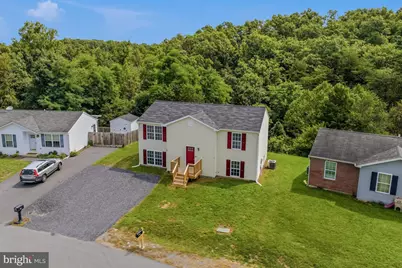 77 Eisenhower Circle, Inwood, WV 25428 - Photo 6