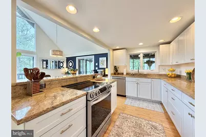 51 Liskey Lane, Hedgesville, WV 25427 - Photo 8