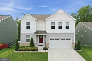 114 Belmont Pl, Falling Waters, WV 25419 - Photo 2