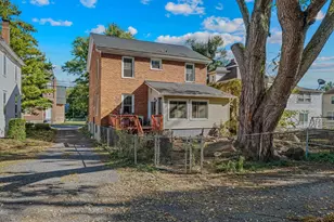 9872 Winchester Ave, Bunker Hill, WV 25413 - Photo 32