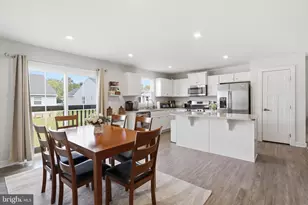 24 Ethan Cir, Martinsburg, WV 25403 - Photo 8