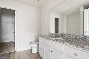 112 Paddington St, Falling Waters, WV 25419 - Photo 18