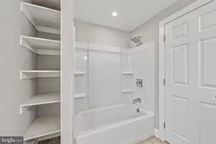 904 Florida Ave, Martinsburg, WV 25401 - Photo 24