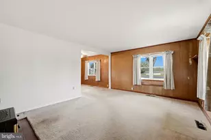 164 Richard St, Martinsburg, WV 25404 - Photo 8