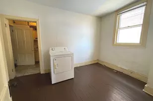 202 E Martin St, Martinsburg, WV 25401 - Photo 14