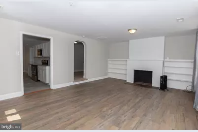 212 W Burke Street #B, Martinsburg, WV 25401 - Photo 2