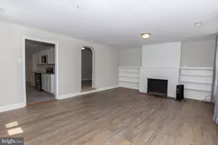 212 W Burke St, Martinsburg, WV 25401 - Photo 2