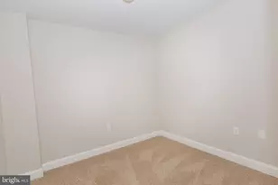 212 W Burke St, Martinsburg, WV 25401 - Photo 6