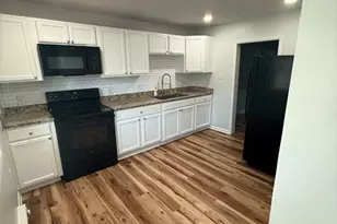 1261 Hammonds Mill Rd, Hedgesville, WV 25427 - Photo 2