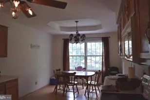 808 Chantilly Ln, Inwood, WV 25428 - Photo 6