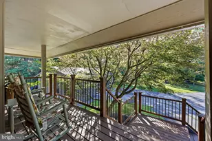 598 Tecumseh Trail, Hedgesville, WV 25427 - Photo 6