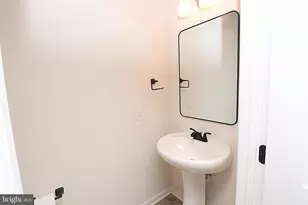 185 Magellan Dr, Martinsburg, WV 25404 - Photo 28