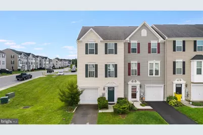 202 Norwood Drive, Falling Waters, WV 25419 - Photo 2