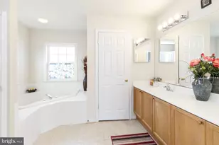 32 Lofting Ln, Martinsburg, WV 25405 - Photo 18