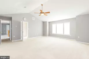 32 Lofting Ln, Martinsburg, WV 25405 - Photo 16