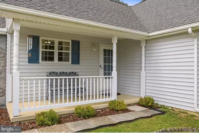 284 Nottingham Boulevard, Martinsburg, WV 25405 - Photo 6