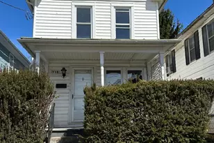 712 W King St, Martinsburg, WV 25401 - Photo 1