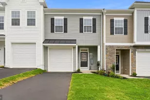613 Slick Terrace, Martinsburg, WV 25403 - Photo 1