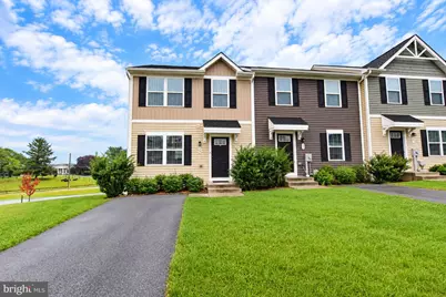 19 Chincoteague Lane, Martinsburg, WV 25403 - Photo 1
