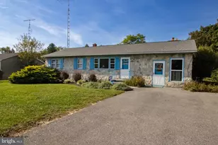 2364 Eagle School Rd, Martinsburg, WV 25404 - Photo 4