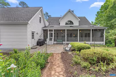 690 Page St, Scottsville, VA 24590 - Photo 1