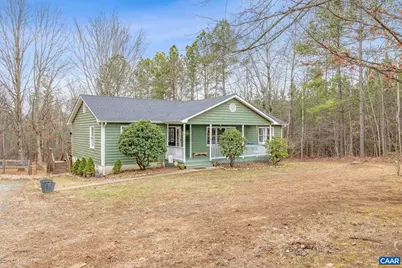 2325 Martin Kings Rd, Scottsville, VA 24590 - Photo 1
