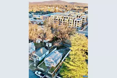 400 10 1/2 St, Charlottesville, VA 22903 - Photo 1