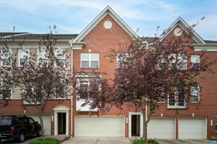 1039 Glenwood Station Ln, Charlottesville, VA 22901 - Photo 1
