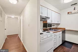 123 W Conway St, Baltimore, MD 21201 - Photo 8