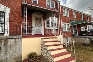 918 Cooks Ln, Baltimore, MD 21229 - Photo 1