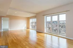 250 President St, Baltimore, MD 21202 - Photo 1