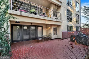 1040 Deer Ridge Dr, Baltimore, MD 21210 - Photo 1