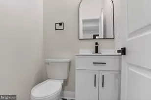 4013 4th St, Baltimore, MD 21225 - Photo 12