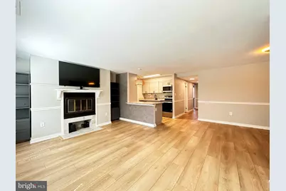 138 W Barre Street #R 31, Baltimore, MD 21201 - Photo 1