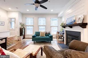 25 Yogurt Ln, Baltimore, MD 21231 - Photo 1