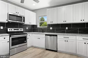 1807 Hollins St, Baltimore, MD 21223 - Photo 8