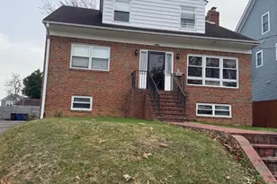 2404 1st Rd S, Arlington, VA 22204 - Photo 1